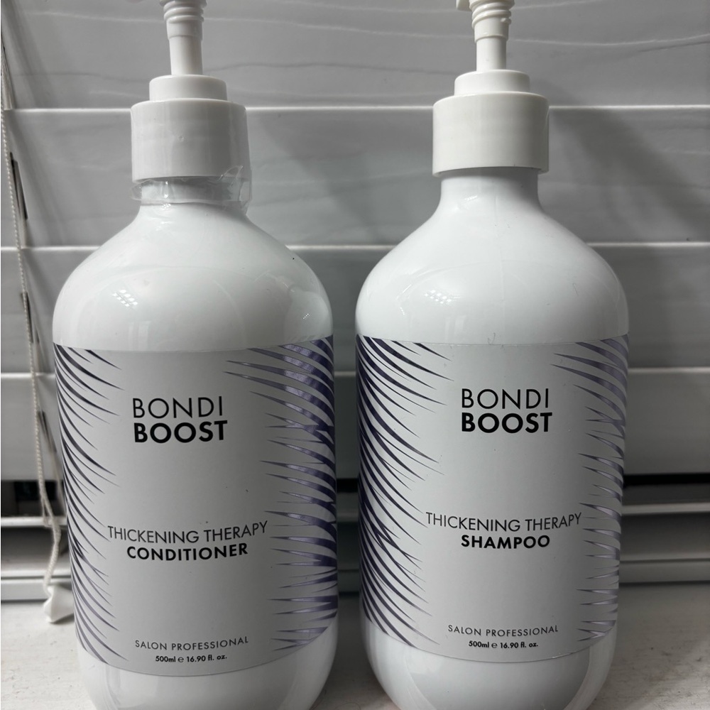 Bondi Boost Thickening Therapy Shampoo and Conditioner Set - White